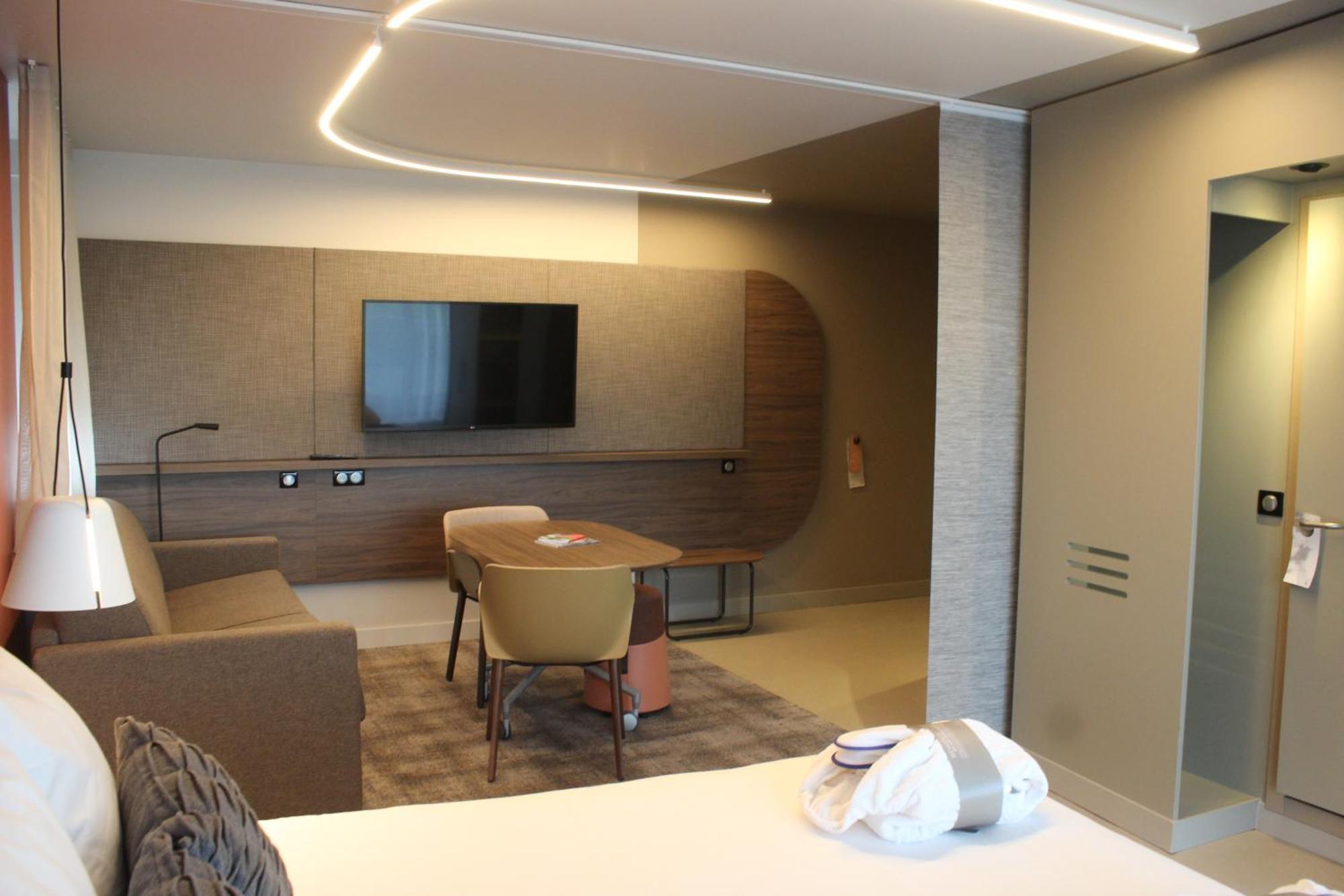 Novotel Suites Rouen Normandie Экстерьер фото